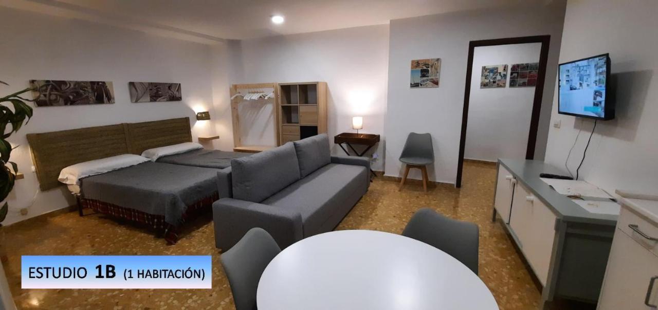 Landete Holidays By Zagal Apartments Valence Extérieur photo